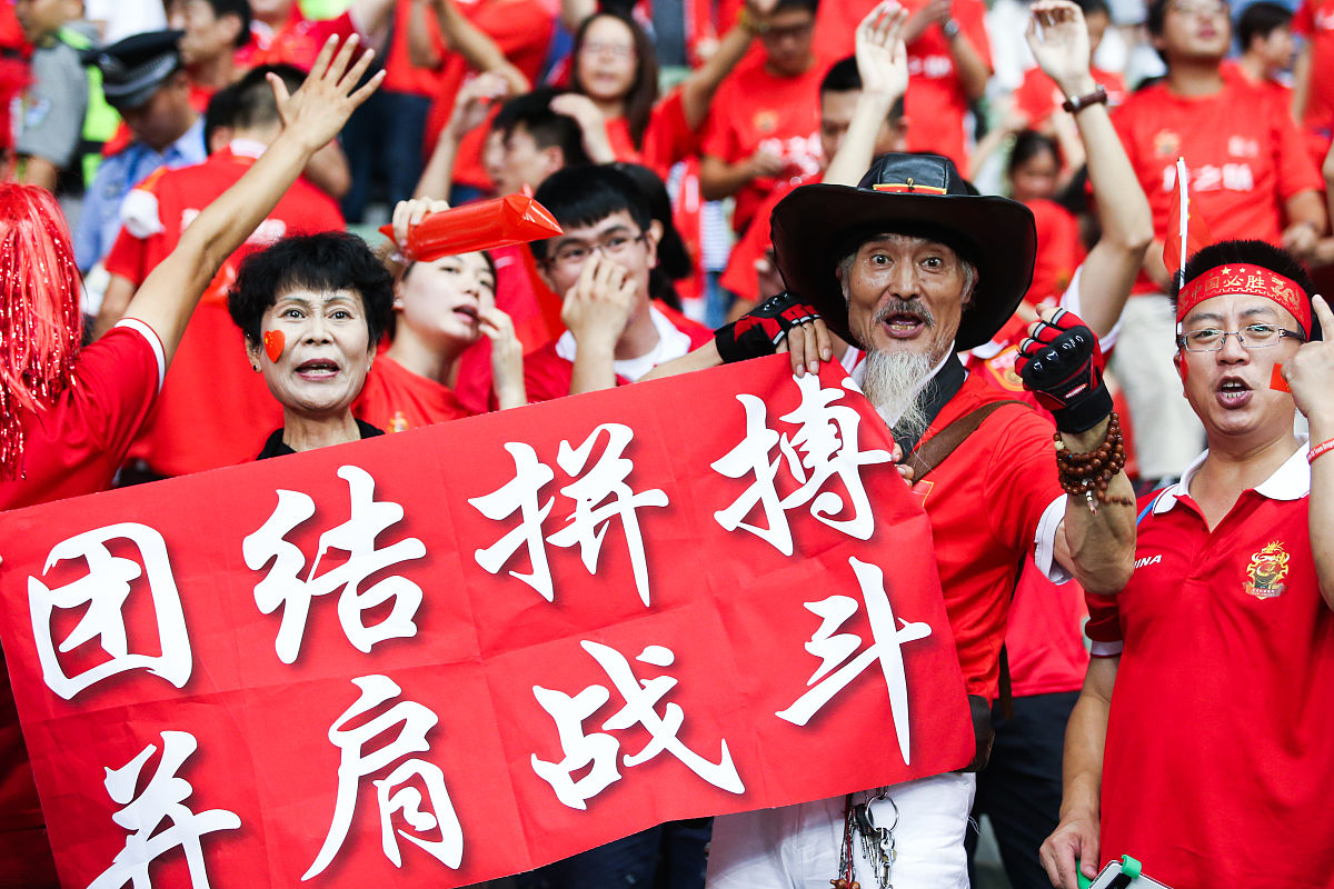 乐动体育网站-关于经过千辛万苦，球队最终笑到最后，战胜对手，取得胜利！的信息