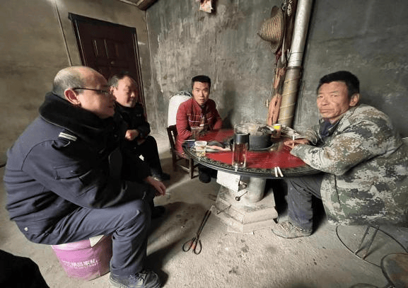 专业足管员工薪资表首公布，俱乐部内部矛盾再次紧张