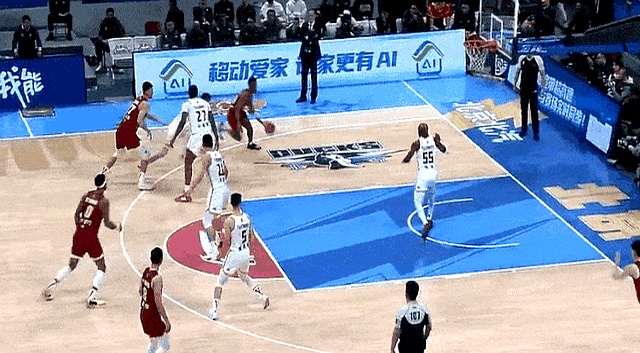 关于北京首钢主场大胜辽宁足球俱乐部的信息